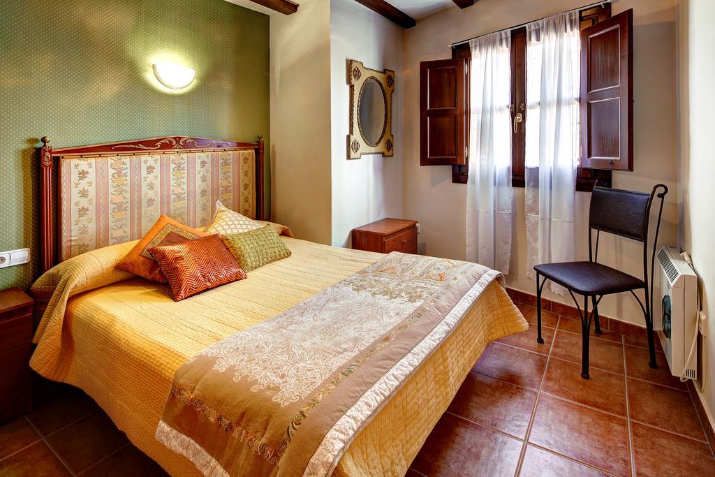 Apartamentos Bellavista Alquézar Esterno foto