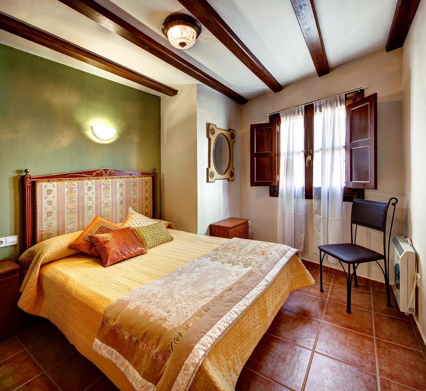 Apartamentos Bellavista Alquézar Esterno foto