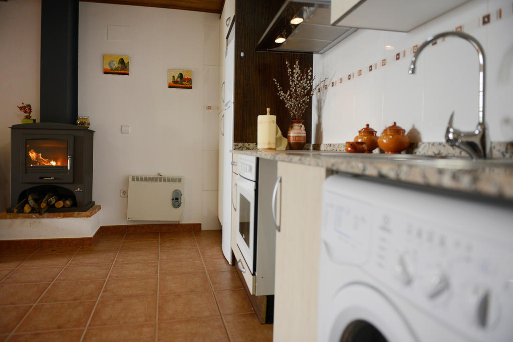 Apartamentos Bellavista Alquézar Esterno foto